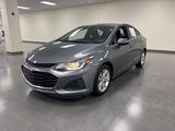 Used 2019 Chevrolet Cruze LT image 3