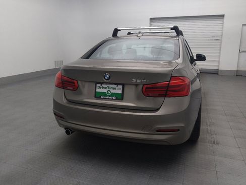 Used 2016 BMW 320i Sedan RWD image 7