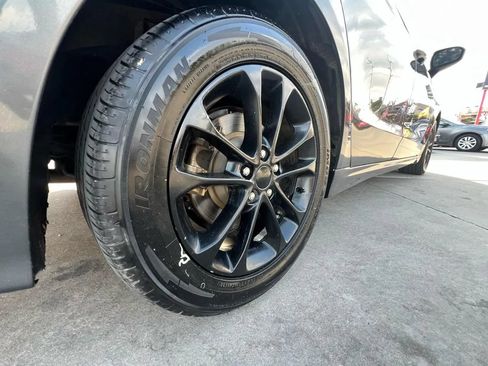 Used 2020 Ford Fusion SE FWD image 36