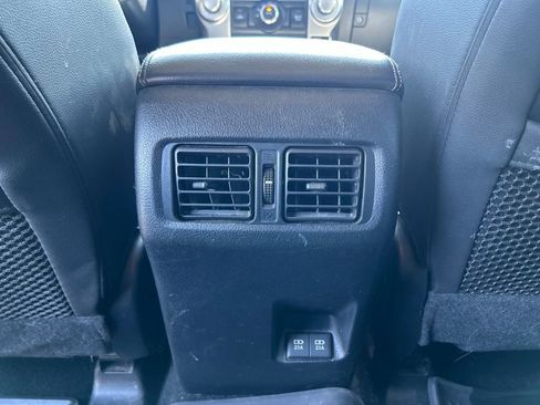 Used 2022 Toyota 4Runner SR5 Premium w/ Moonroof Package AWD/4WD image 39