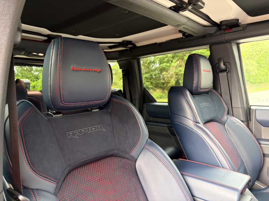 New 2026 Ford Bronco Raptor w/ Interior Carbon Fiber Pack AWD/4WD image 30