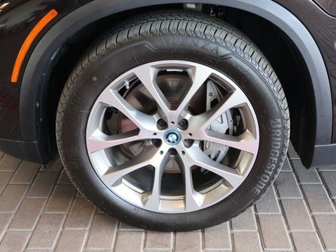 Used 2022 BMW X5 xDrive45e AWD/4WD image 10