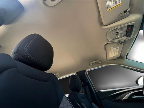 Used 2023 Chevrolet TrailBlazer LT w/ Convenience Package image 22