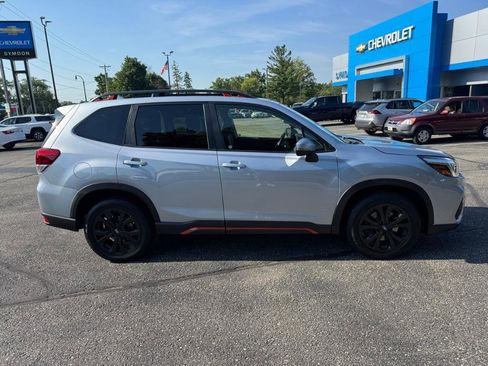 Used 2020 Subaru Forester Sport image 2