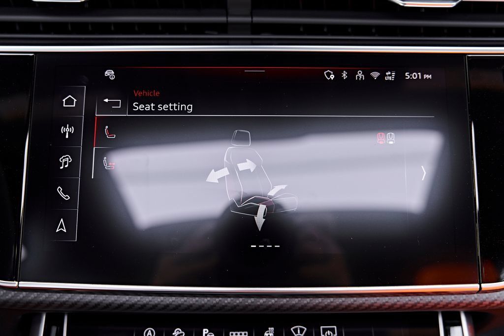Used 2026 Audi RS Q8 performance AWD/4WD image 96