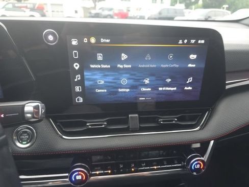 Used 2025 Chevrolet Equinox RS w/ Safety and Technology Package FWD image 15