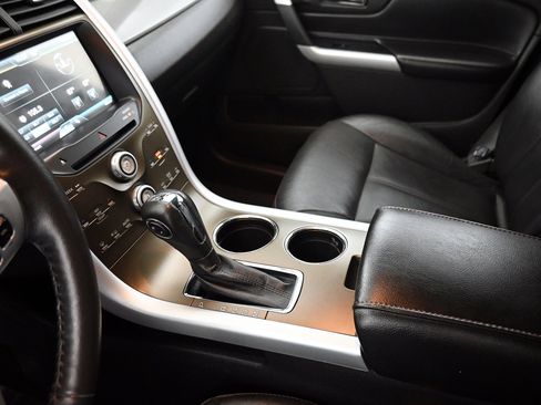 Used 2011 Ford Edge SEL w/ 202A Rapid Spec Order Code image 12