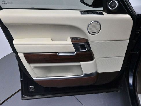 Used 2016 Land Rover Range Rover Long Wheelbase Autobiography image 12
