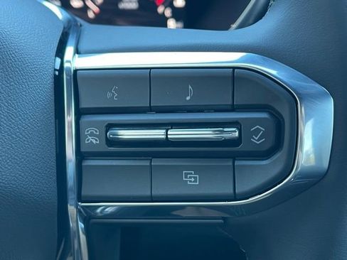 New 2026 GMC Canyon Elevation w/ Convenience Package image 7