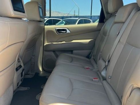 Used 2015 Nissan Pathfinder Platinum w/ Family Entertainment Package FWD image 26