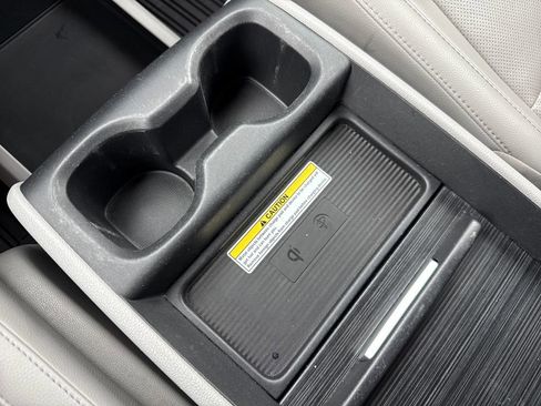 Used 2018 Honda Odyssey Elite image 23