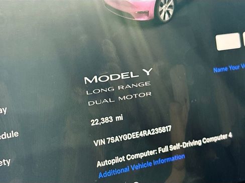 Used 2024 Tesla Model Y Long Range image 12