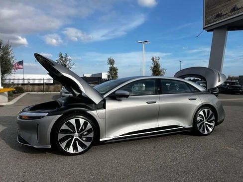 Used 2023 Lucid Air Grand Touring image 38