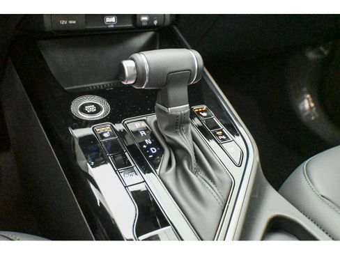 New 2026 Kia Niro EX FWD image 24