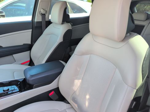 Used 2025 Kia Sportage EX w/ EX Premium Package AWD/4WD image 5