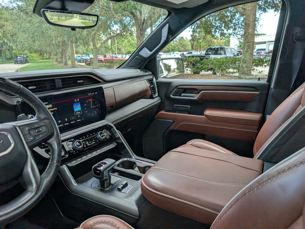 Used 2025 GMC Sierra 1500 Denali Ultimate AWD/4WD image 21