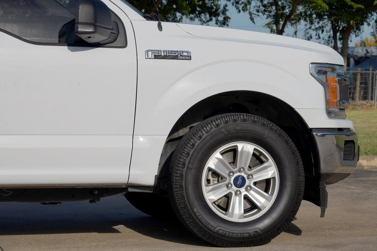 Used 2018 Ford F150 XLT w/ Equipment Group 301A Mid RWD image 28