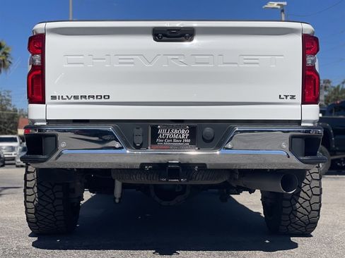 Used 2020 Chevrolet Silverado 2500 LTZ w/ LTZ Texas Edition image 8