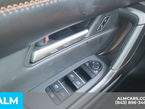 Used 2025 MAZDA CX-50 AWD 2.5 Hybrid w/ Premium Pkg image 15