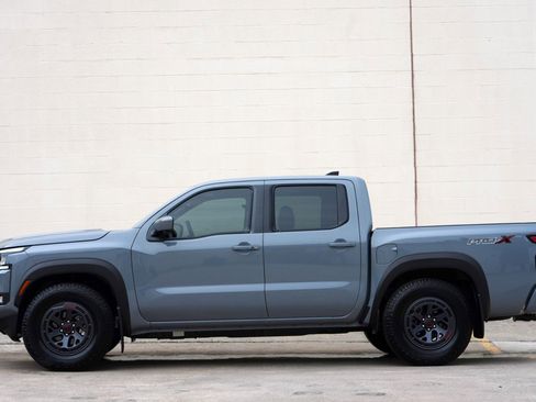 Used 2026 Nissan Frontier Pro-X w/ Pro-X Convenience Package RWD image 9
