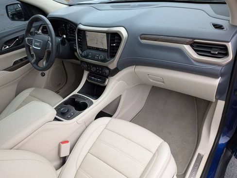 Used 2023 GMC Acadia Denali w/ Denali Ultimate Package FWD image 44