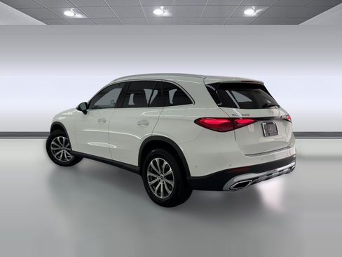 Certified 2026 Mercedes-Benz GLC 300 image 3