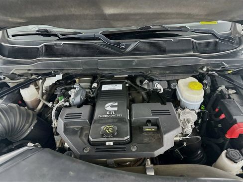 Used 2022 RAM 2500 Laramie image 32