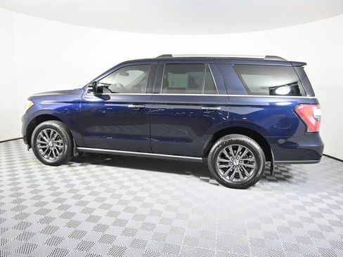 Used 2021 Ford Expedition Limited image 3