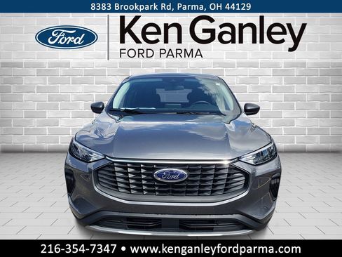 New 2026 Ford Escape Active w/ Cold Weather Package FWD image 2