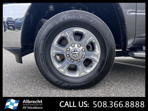 Used 2024 RAM 2500 Big Horn image 29