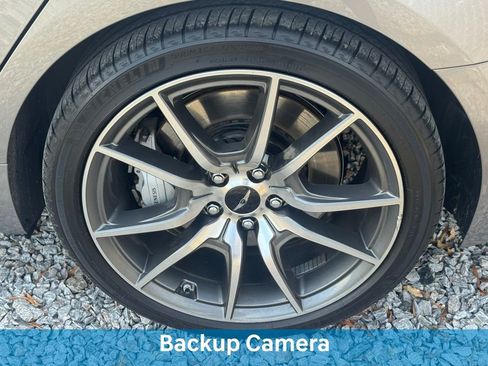 Used 2025 Genesis G70 2.5T image 15