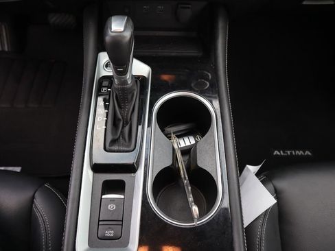 Certified 2025 Nissan Altima 2.5 SL AWD/4WD image 23