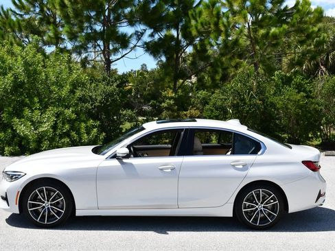 Used 2019 BMW 330i Sedan w/ Convenience Package RWD image 26