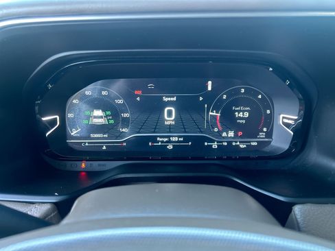 Used 2022 GMC Yukon Denali w/ Denali Premium Package image 23