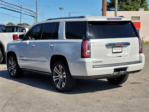 Used 2020 GMC Yukon Denali w/ Denali Ultimate Package image 6