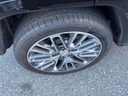 Used 2022 Jeep Compass Limited w/ Elite Group image 9