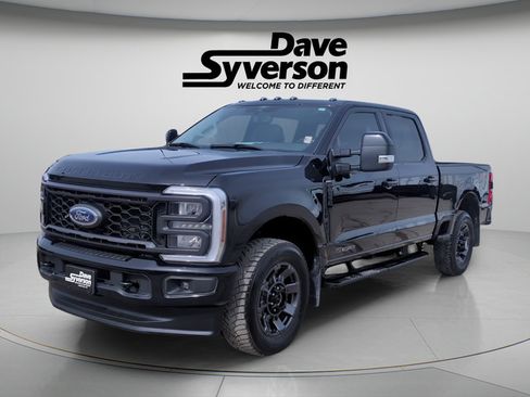 Used 2024 Ford F250 Lariat w/ Sport Appearance Package AWD/4WD image 1