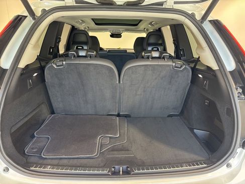 Used 2025 Volvo XC90 B6 Plus AWD/4WD image 30