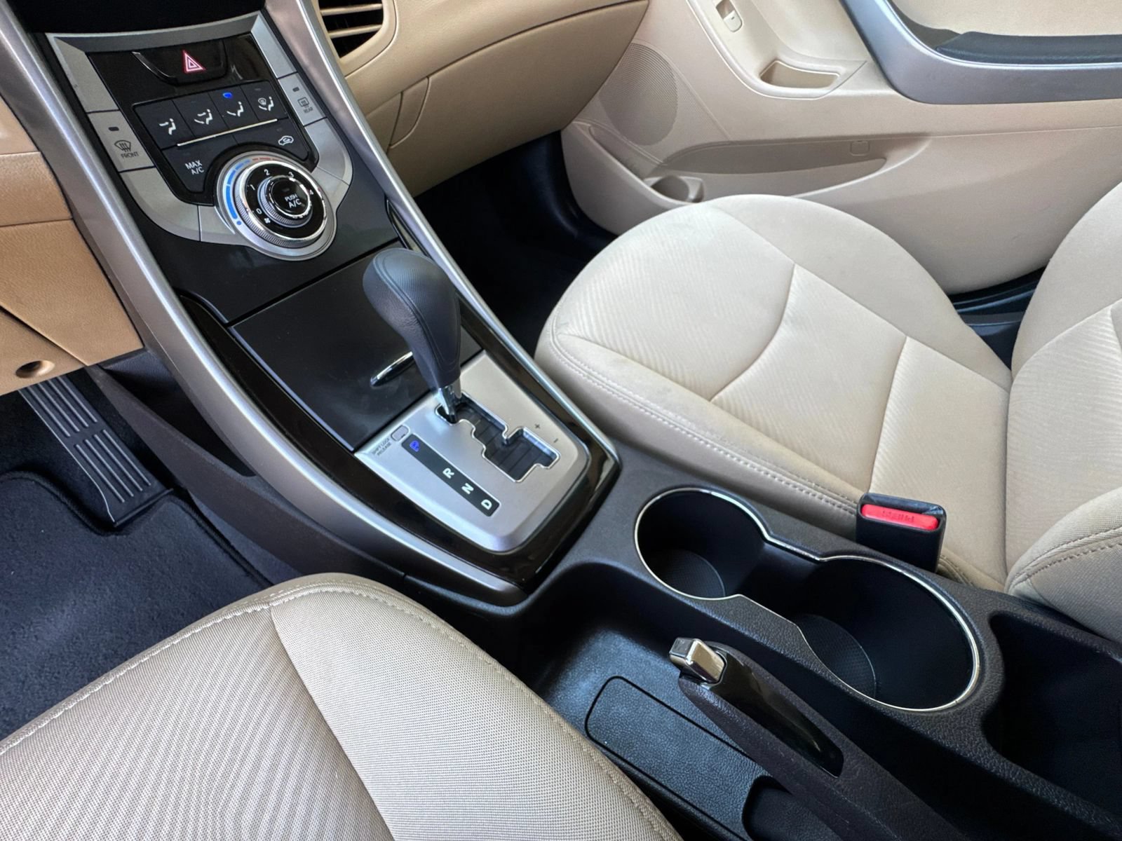 Used 2013 Hyundai Elantra GLS FWD image 24