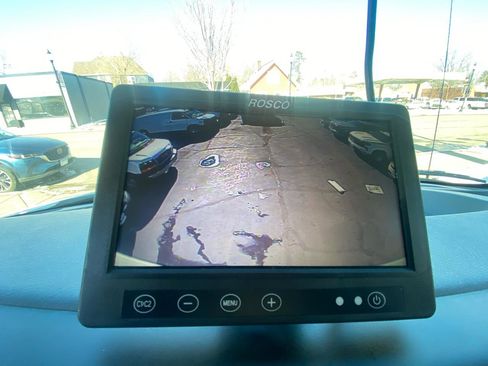 Used 2021 GMC Savana 3500 w/ Power Convenience Package image 33