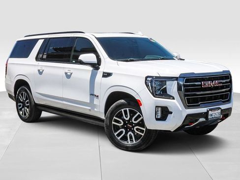 Used 2023 GMC Yukon XL AT4 w/ AT4 Premium Package AWD/4WD image 2