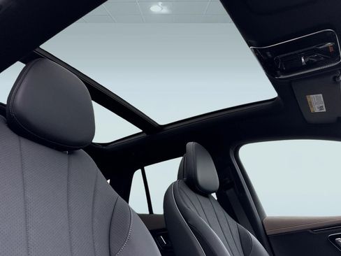 New 2026 Mercedes-Benz EQE 320 4MATIC SUV image 14
