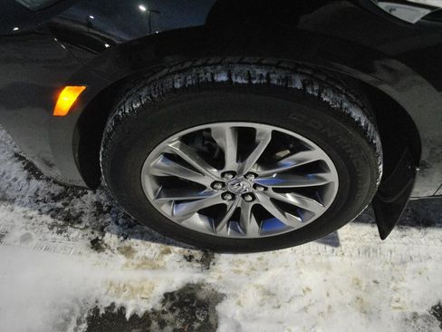 Used 2024 Buick Enclave Avenir w/ Avenir Technology Package image 30