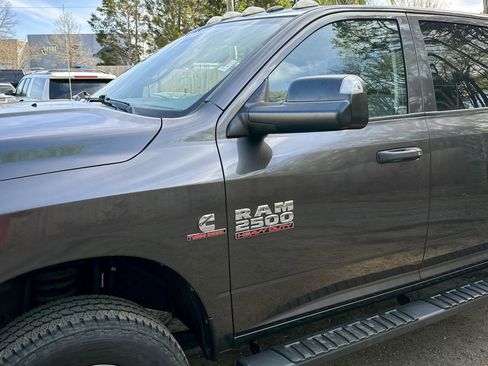 Used 2016 RAM 2500 Tradesman w/ Chrome Appearance Group AWD/4WD image 4