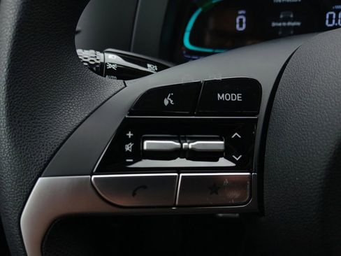 New 2026 Hyundai Elantra Hybrid FWD image 19