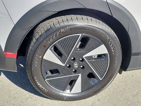 New 2026 Hyundai Ioniq 5 SE image 26