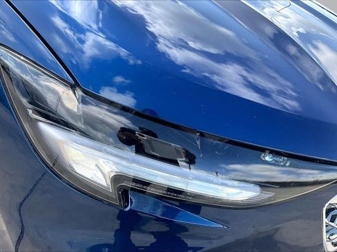 Used 2023 Buick Envision Avenir FWD image 28