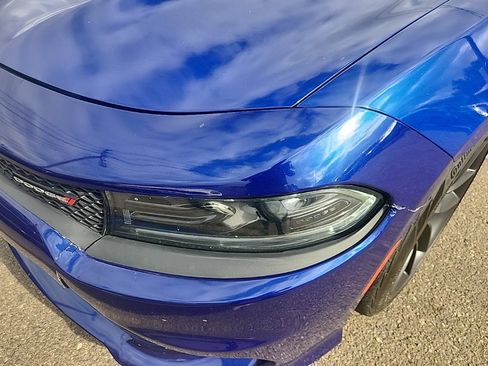 Used 2022 Dodge Charger R/T w/ Plus Group RWD image 5