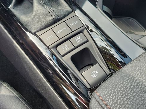 New 2026 Toyota Camry XLE FWD image 28