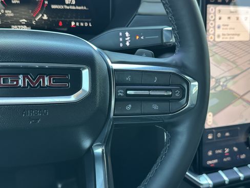 Used 2024 GMC Acadia Elevation image 35